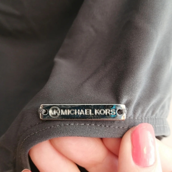 Michael Kors Off the Shoulder Ruffle One Piece Gray Bathing Swim Suit 8 - Picture 10 of 16